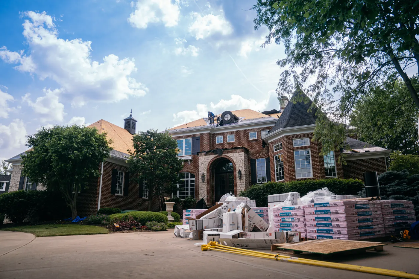 Commercial roof inspection documented in Woodcreek Reserve